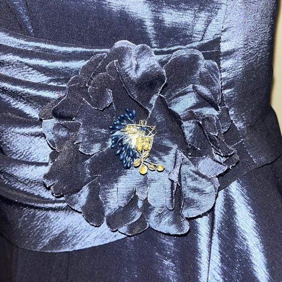 Jessica Howard Navy Blue Formal Dress Size 16 - Picture 3 of 4